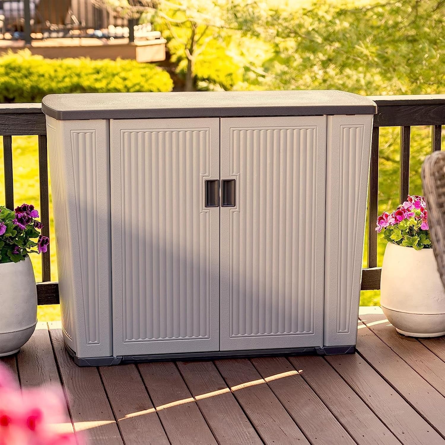 Peppercorn‑Gray XL Lockable Outdoor Storage Cabinet